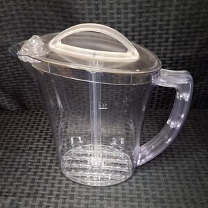 Pampered Chef #2278 Quick Stir Pitcher 2 QT 2 L Clear